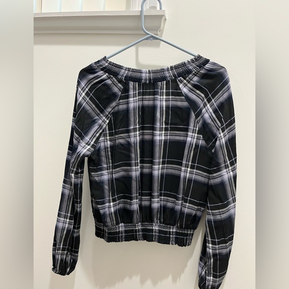 XS Kismet Purple and Black Crop-Top Blouse. NWOT. - Picture 3 of 3